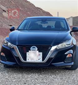 نيسان ألتيما